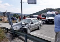 MUSTAFA GÜRKAN - Sungurlu'daki Trafik Kazası1 Ölü, 3 Yaralı