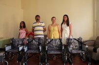 ALI BULUT - Tatile Gelen Aileden Engellilere Örnek Duyarlılık..