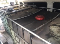 KAÇAK AKARYAKIT - Adana'da 2 Bin Litre Kaçak Akaryakıt Ele Geçirildi