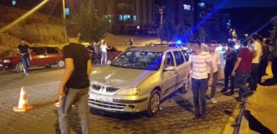 Adıyaman'da Otomobil İle Motosiklet Çarpıştı Açıklaması 2 Yaralı