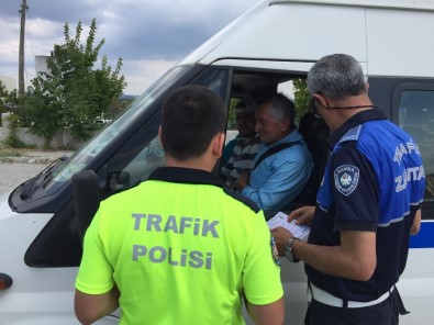 Demirci'de Servis Ve Ticari Taksilere Sıkı Denetim