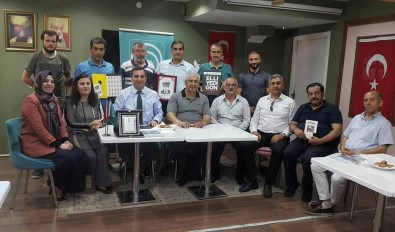 100.Yıla Damga Vuran Prof.Dr. Kadıoğlu'na Şükran Plaketi