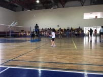 15 Temmuz Şehitlerini Anma Badminton Turnuvası Tamamlandı