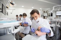 GELECEĞİN MESLEKLERİ - 21. Yüzyılın Mesleklerinden Biri Diş Hekimliği