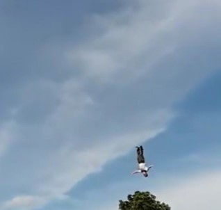 Bungee Jumping Halatı Koptu, 30 Metreden Yere Çakıldı