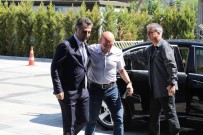 İBRAHİM HAKKI - Büyükşehir'den Bayraklı Mesaisi