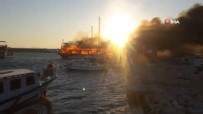 MORDOĞAN - İzmir'de Gezi Teknesi Alev Alev Yandı