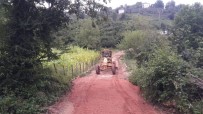GEYIKÇELI - Selden Zarar Gören Kırsal Mahalle Yollarında İyileştirme Çalışması