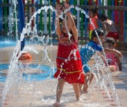 YAĞMURLU - Doğu'da Hava Sıcaklığı Mevsim Normallerinde Seyredecek