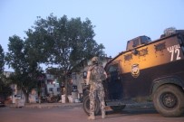 ÖZEL HAREKAT POLİSLERİ - İstanbul'da Helikopter Destek Uyuşturucu Operasyonu