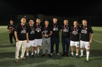 HALKLA İLIŞKILER - Mükremin Küçük Futbol Turnuvasında Şampiyon Basın Yayın Oldu