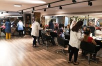 SOSYAL BELEDİYECİLİK - Şanlıurfalı Kadınlar Destek Merkezlerinde Kurs Görüyor