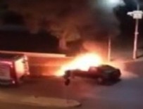 İzmir’de art arda iki araç yangını