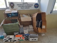 GÜNEŞ GÖZLÜĞÜ - Alanya'da Depoya Gümrük Kaçağı Eşya Operasyonu