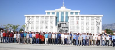 Başkan Genç'ten, Süpürgeli Sokak Temizliği