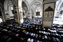 MAHREM - 'Bedenin Örtülmesi, Dinî Bir Yükümlülüktür'