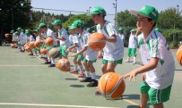 AHMET TANER KıŞLALı SPOR SALONU - Çankayalı Çocuklar Yazın Tadını Spor Okulunda Çıkarıyor