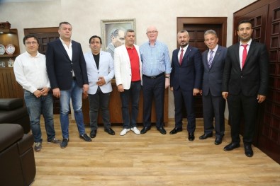 Emirdağlılar Vakfı'ndan Başkan Kurt'a Ziyaret