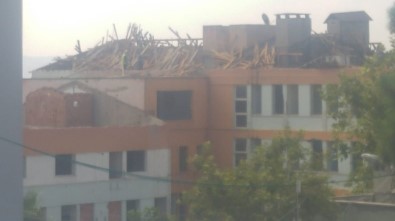Eski Kozan Devlet Hastanesi Binasının Yıkımına Başlandı