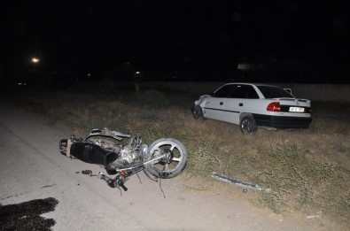 Kahramanmaraş'ta Motosiklet İle Otomobil Çarpıştı Açıklaması 1'İ Ağır 2 Yaralı