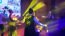 SADIK AHMET - Kosovalı Öğrencilerin 'Denge Dansı' İlgi Topladı