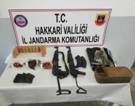 KESKİN NİŞANCI - Şemdinli'de Silah Ve Mühimmat Ele Geçirildi