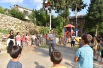 ŞEHİR TİYATROSU - Toroslar'da Çocuklara 'Yaratıcı Drama' Eğitimi