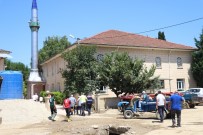 SEL FELAKETİ - Uğurlu Köyünde Selin İzleri Siliniyor