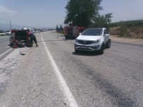 YENICEKENT - Denizli'de Trafik Kazası Açıklaması 4 Yaralı