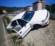 Devrek'te Trafik Kazası Açıklaması 5 Kişi Hafif Yaralandı