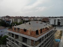 KAVAKLı - (Özel) İnşaatın Çatısında Yürekleri Ağza Getirdiler