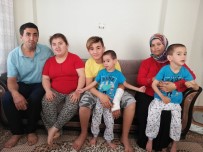 FİZİK TEDAVİ - Serebnal Palsi Hastası İkizler, Hindistan'daki Tedavi İçin Yardım Eli Bekliyor