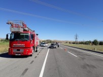 Tekeri Patlayan Otomobil Takla Attı Açıklaması 3 Yaralı