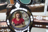 DUBAI - 5 Metrekarede Üretiyor Dünyaya Satıyor