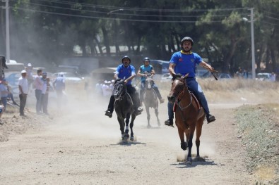 Buca'da Rahvan Coşkusu