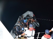 ERITRE - Can Yeleği Yerine Otomobil Şamreli Taktırdılar