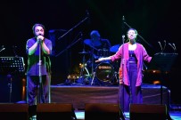 PELITÖZÜ - Ezginin Günlüğü Güzel Geceler'de Sahne Aldı