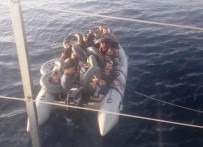 KAÇAK GÖÇMEN - Ölüm Yolculuğuna Ellerinde Can Simitleriyle Gittiler