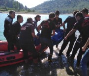 KAHRAMANMARAŞ SÜTÇÜ İMAM ÜNIVERSITESI - Serinlemek İçin Baraj Göletine Giren Genç Boğuldu