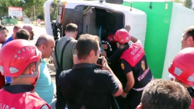 Sivas'ta Trafik Kazası Açıklaması 4'Ü Polis 6 Yaralı