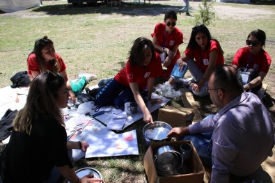 (Özel) Üniversiteli Öğrenciler Ormanda Afete Hazırlandı