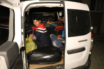 Tekirdağ'da 64 Kaçak Göçmen Yakalandı