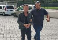 ONDOKUZ MAYıS ÜNIVERSITESI - Bıçaklanan Genç Ağır Yaralandı