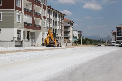 Dumlupınar Mahallesi'nde Yol Çalışması