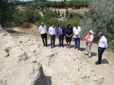 Eceabat Maydos Höyüğünde Kazı Çalışmaları Devam Ediyor