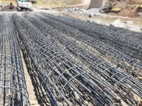 AHMET SALIH DAL - Kilis'te 12 Köyün Musabeyli İle Gaziantep'e Bağlanacak Köprünün Yapımı Başladı
