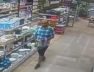 Market sapığından rezil savunma