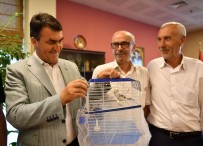 KUŞ PAZARI - Başkan Dündar'a Kanaryalı Ziyaret