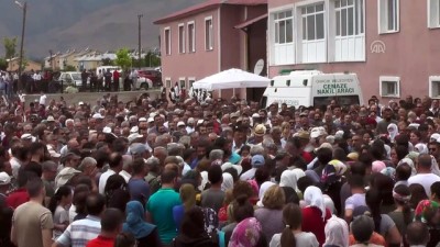 Munzur Çayı'nda Kaybolan Gencin Cenazesi Toprağa Verildi