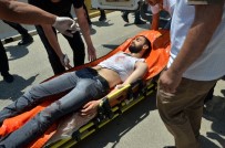 KIZ KAÇIRMA - Adana Adliyesi'nde Bıçaklı Kavga Açıklaması 1'İ Ağır 4 Yaralı
